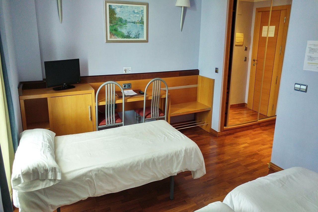 Hotel Isur Llerena Dış mekan fotoğraf