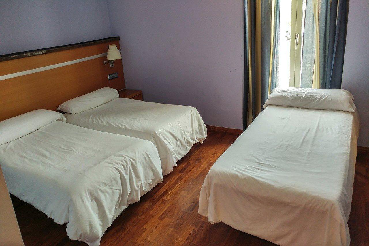 Hotel Isur Llerena Dış mekan fotoğraf