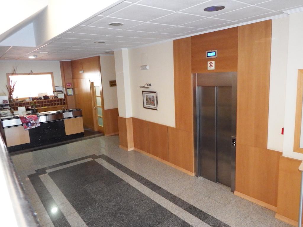 Hotel Isur Llerena Dış mekan fotoğraf