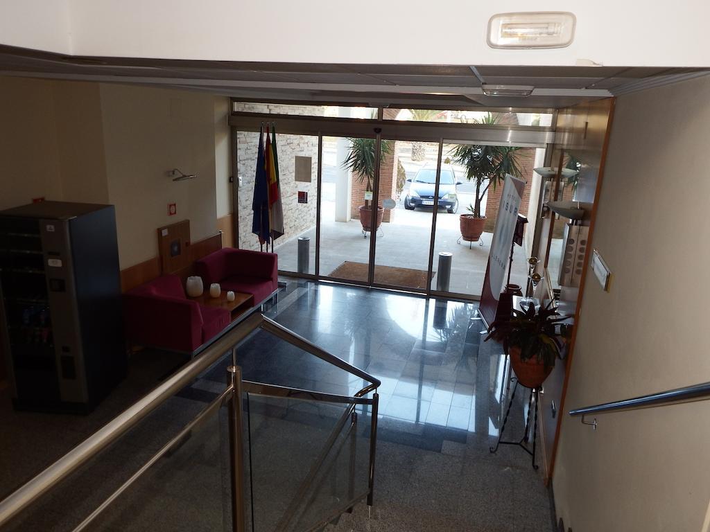 Hotel Isur Llerena Dış mekan fotoğraf
