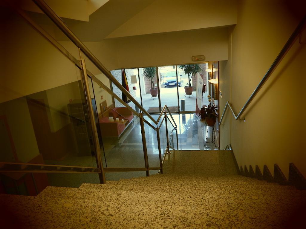 Hotel Isur Llerena Dış mekan fotoğraf