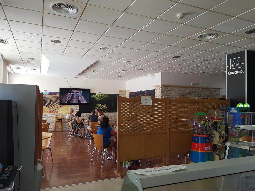 Hotel Isur Llerena Dış mekan fotoğraf